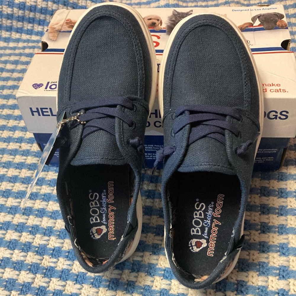 New BOBS from Skechers size 5.